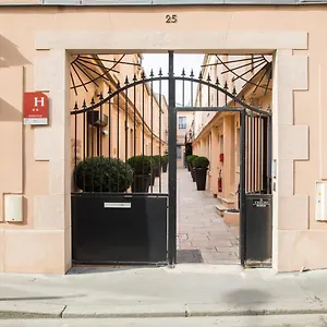 vizitați hotelul